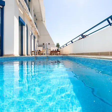 Genteel House ماربيا